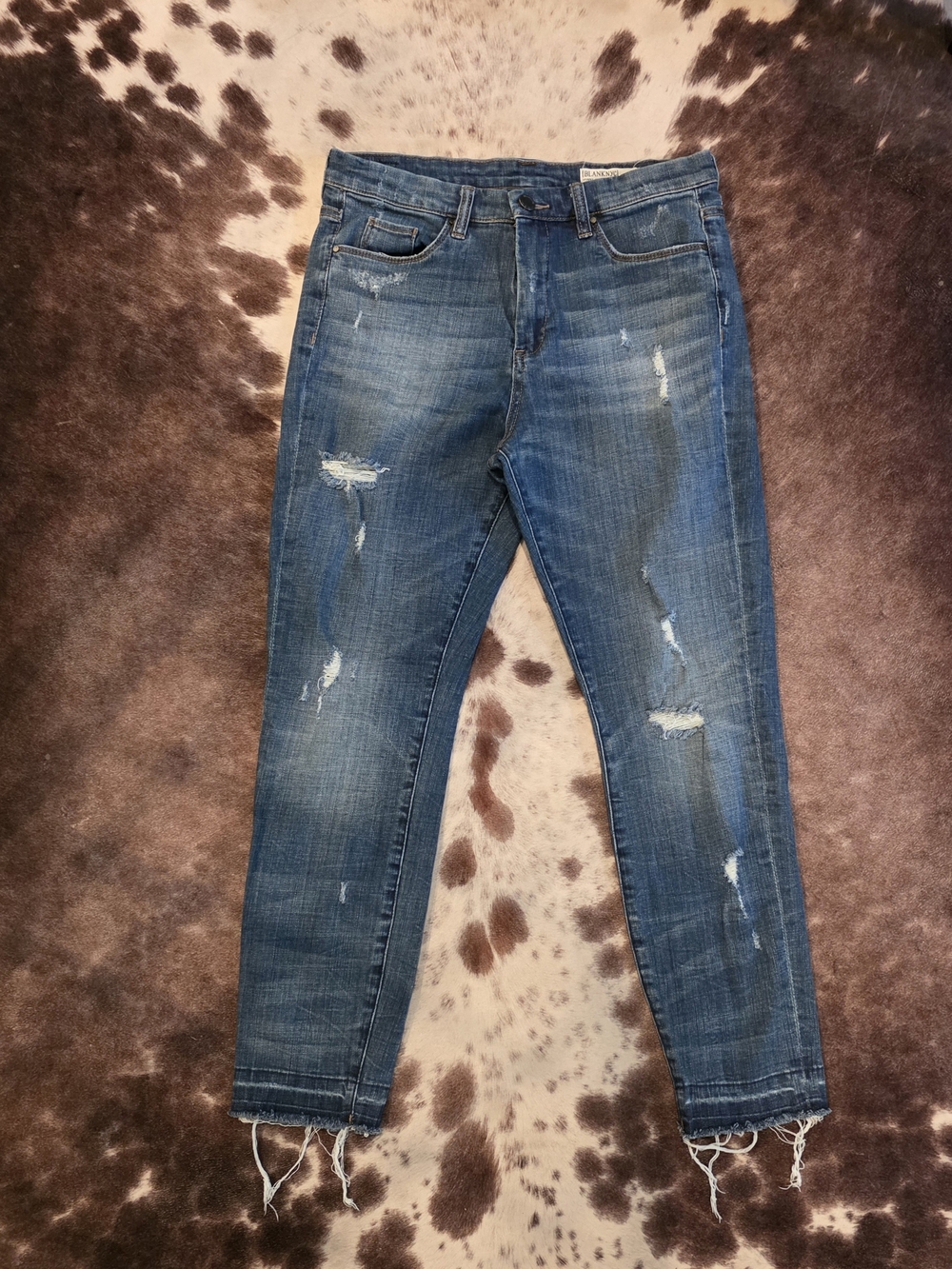 BLANKNYC Skinny Classique Jeans Size 30 Distressed Raw Hem Medium Wash